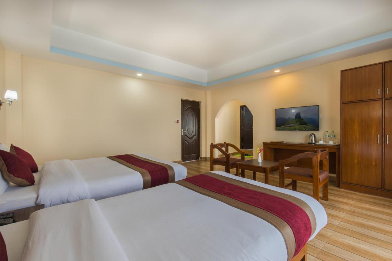 Hotel Snow Peak Pokhara Exterior foto